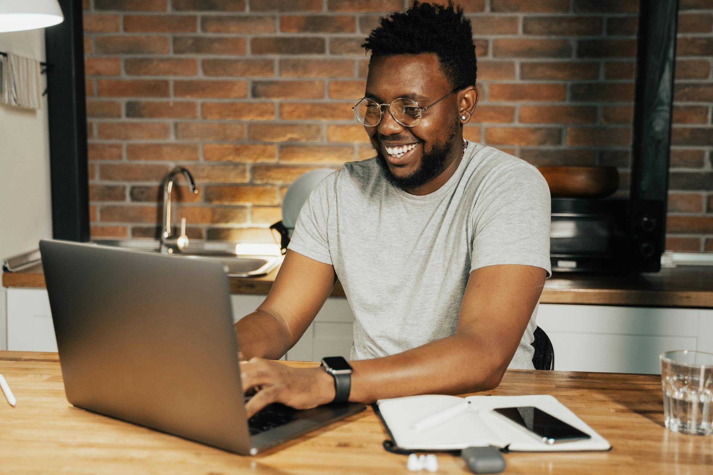 The Rise of Remote Jobs: Finding Work-from-Home Opportunities in a Changing Market - How to Find a Good Job Fast: Proven Steps You Can Follow Today